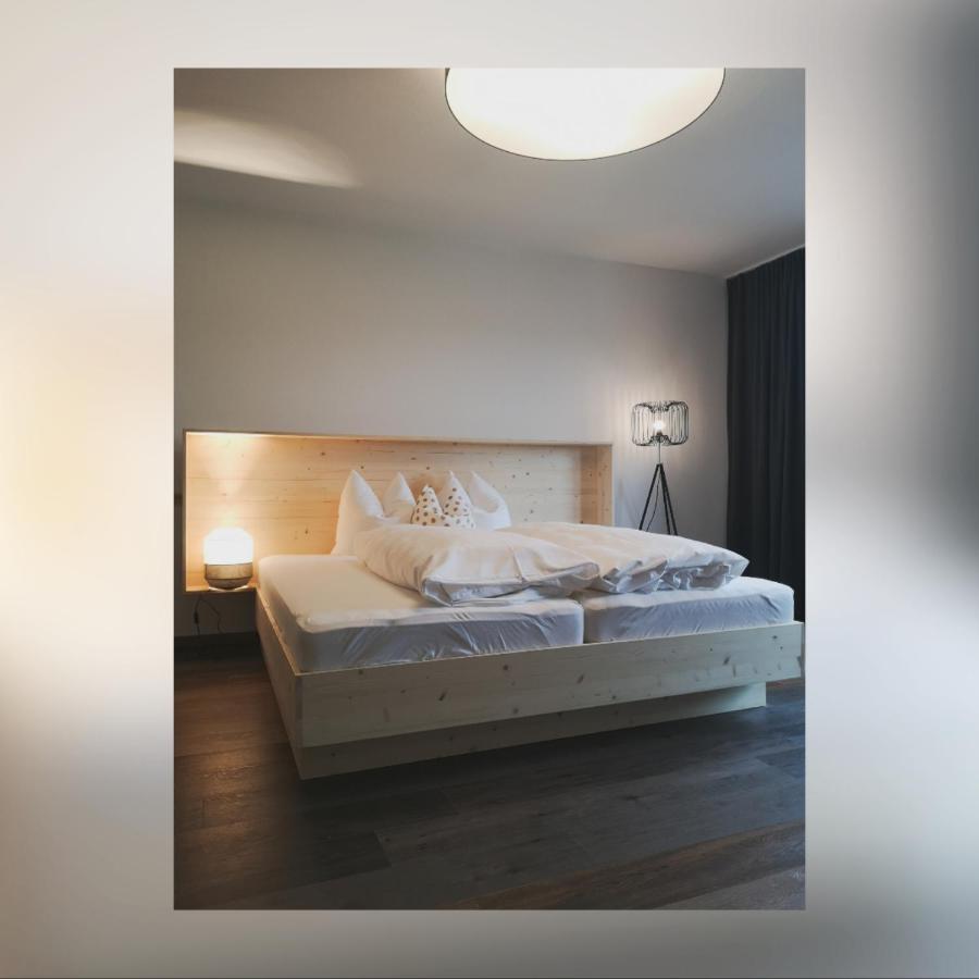 Design Apartments & Zimmer - Zugspitze Leutasch Eksteriør billede