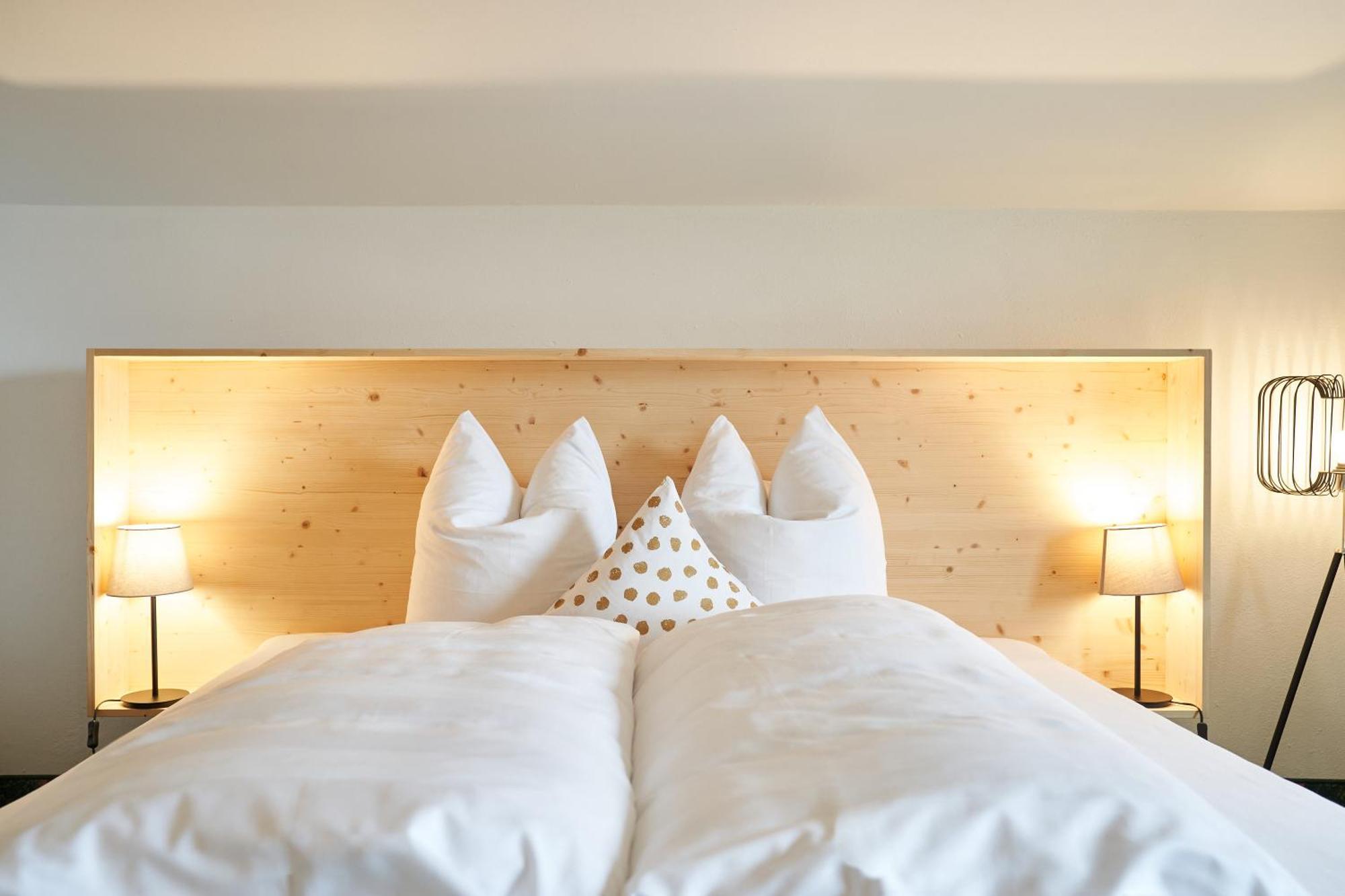 Design Apartments & Zimmer - Zugspitze Leutasch Eksteriør billede